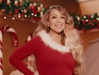 “Het is zover”: Mariah Carey haalt de nepsneeuw boven en verklaart kerstseizoen voor geopend