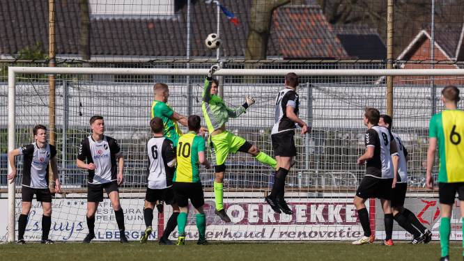 Uitslagen, doelpuntenmakers én wedstrijdverslagen amateurvoetbal (zondag)