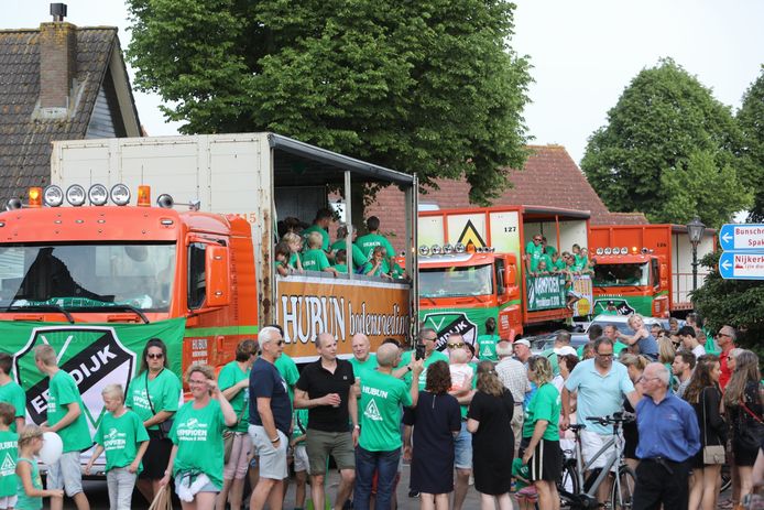 In Eemdijk werd het kampioenschap van de 'groenen' groots gevierd.