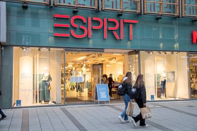 Modeketen Esprit failliet verklaard: ruim 200 mensen verliezen baan