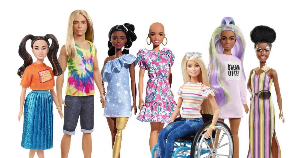 avontuur munt Streng Mattel maakt nu ook Barbies met vitiligo en kale poppen met alopecia |  Lifestyle | hln.be