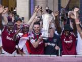 Conference League-winnaar West Ham United gehuldigd in Londen