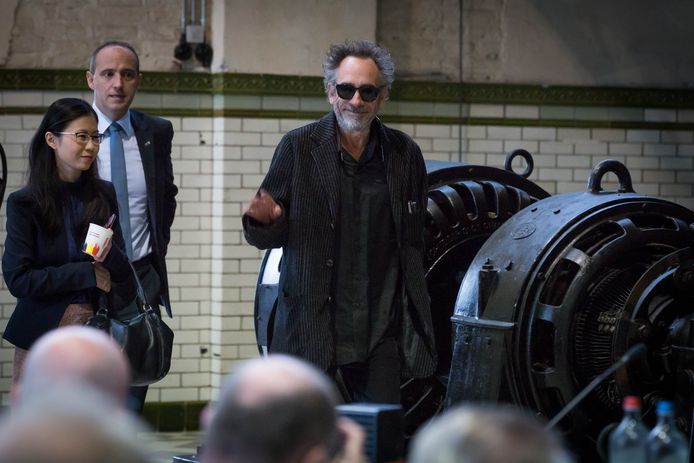 Tim Burton bezoekt zijn tentoonstelling 'The World of Tim Burton' in C-mine in Genk.