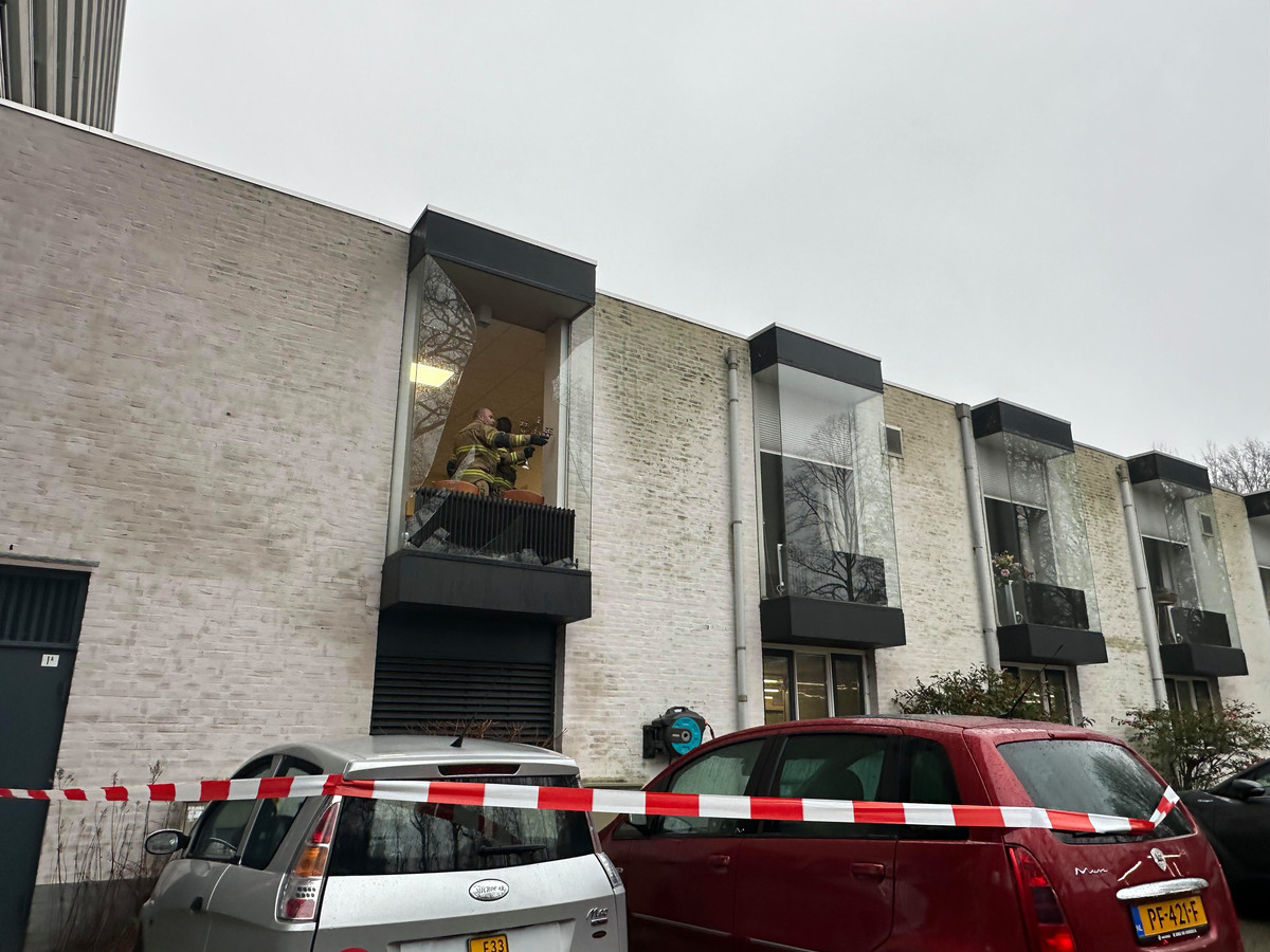 Chaos na gasexplosie in keuken van luxe serviceflat waar veel ouderen