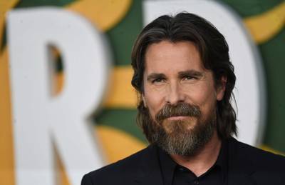 Christian Bale kreeg minimumloon voor rol in ‘American Psycho’: “Zelfs de visagistes verdienden meer”