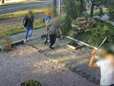 Drie mannen nog gezocht na belagen gezin met ijzeren staven in Et­ten-Leur, politie deelt beelden
