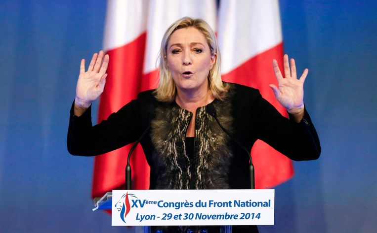 Marine Le Pen op het partijcongres van het Front National, op 30 november 2014. Beeld reuters