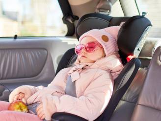 3 op de 4 kinderen zijn fout vastgemaakt, en dat kan je een boete kosten: zo doe je het wél goed