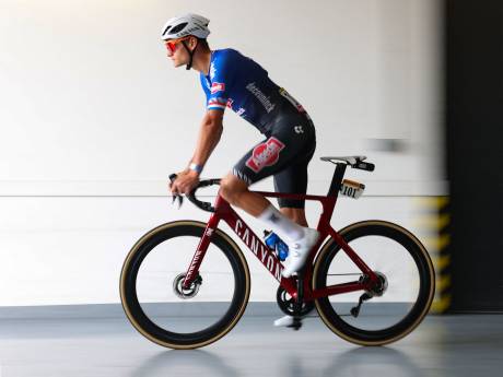 Mathieu van der Poel kijkt na finish Tour de France al vooruit: 'Mijn grote doel van dit seizoen komt nog'
