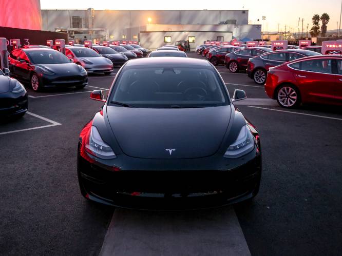 Daar is de Tesla voor 'de gewone mens': "Wie met deze auto gereden heeft, wil nooit meer iets anders"