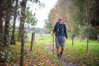 Marcel (66) uit Den Ham trok te voet naar Rome: ‘Voor lang alleen zijn, is een mens niet gemaakt’