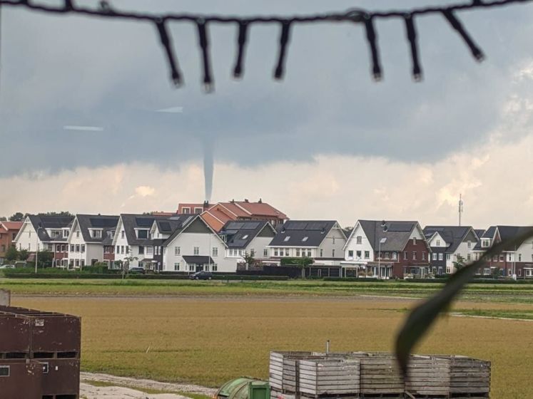 Vroeg voor de tijd van het jaar: waterhoos gefilmd bij Noordwijkerhout