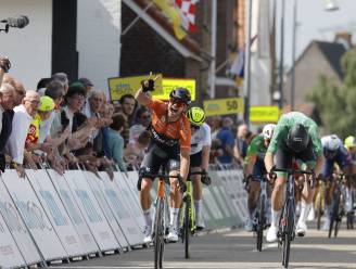 Steenbergs wielertalent Martijn Rasenberg stunt met tweede plaats in etappe ZLM Tour: ‘Toch teleurgesteld’