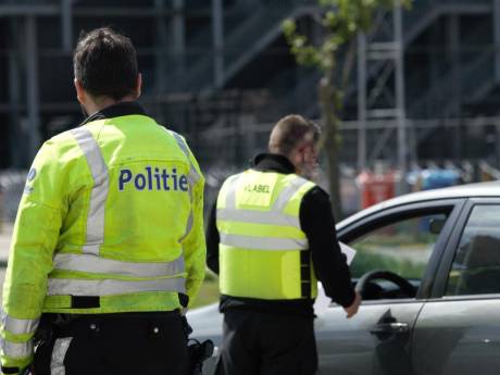 Garagist verhuist maar wordt opnieuw betrapt op zwartwerk