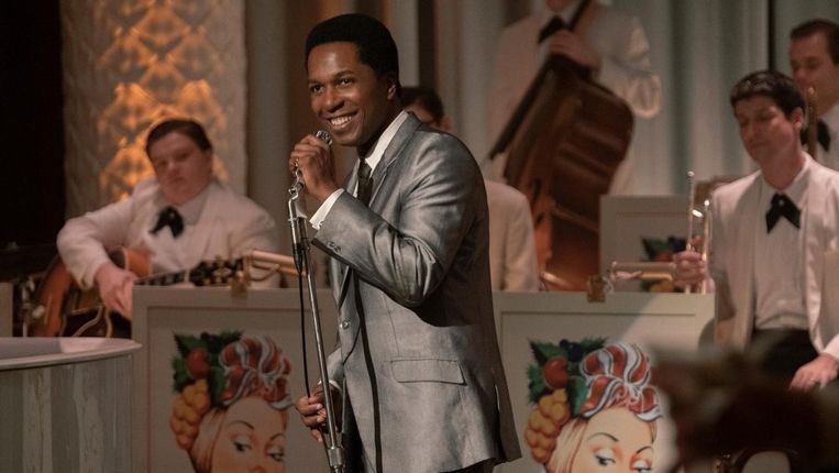 Leslie Odom Jr. als Sam Cooke in One Night in Miami.  Beeld 