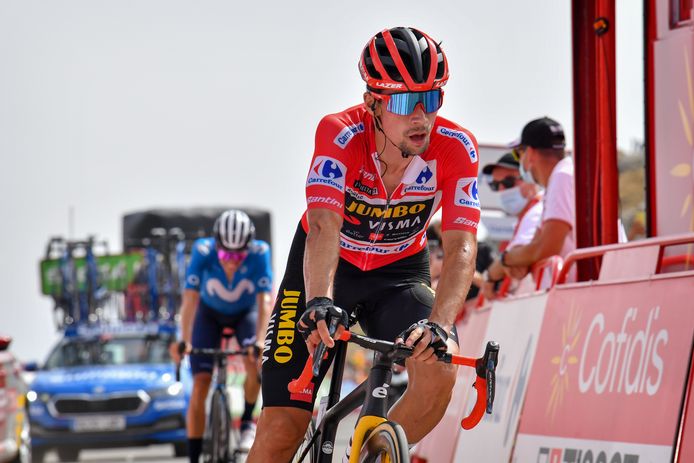 Primoz Roglic trekt vandaag de rode trui weer aan in de Vuelta. Zijn voorsprong op Enric Mas is 28 seconden, Miguel Ángel López is derde op 81 seconden van de Sloveen.