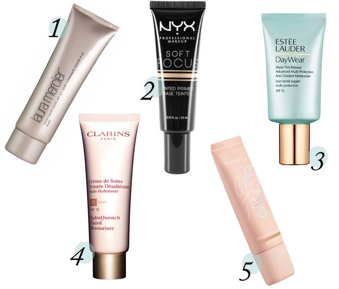 1. Laura Mercier Getinte Dagcrème, € 48 bij Cosmeticary
2. Nyx Soft Focus Tinted Primer, € 12,60 bij Nyx
3. Estée Lauder Daywear Sheer Tint, € 41,90 bij ICI PARIS XL
4. Clarins Hydraquench Tinted Moisturizer, € 30,90 bij ICI PARIS XL
5. Maybelline & Gigi Hadid Tinted Primer, € 12,90 bij de drogisterij