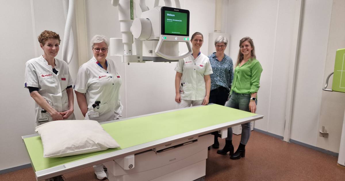 Ziekenhuis Emmeloord heeft nieuwe röntgenapparatuur voor borstonderzoek