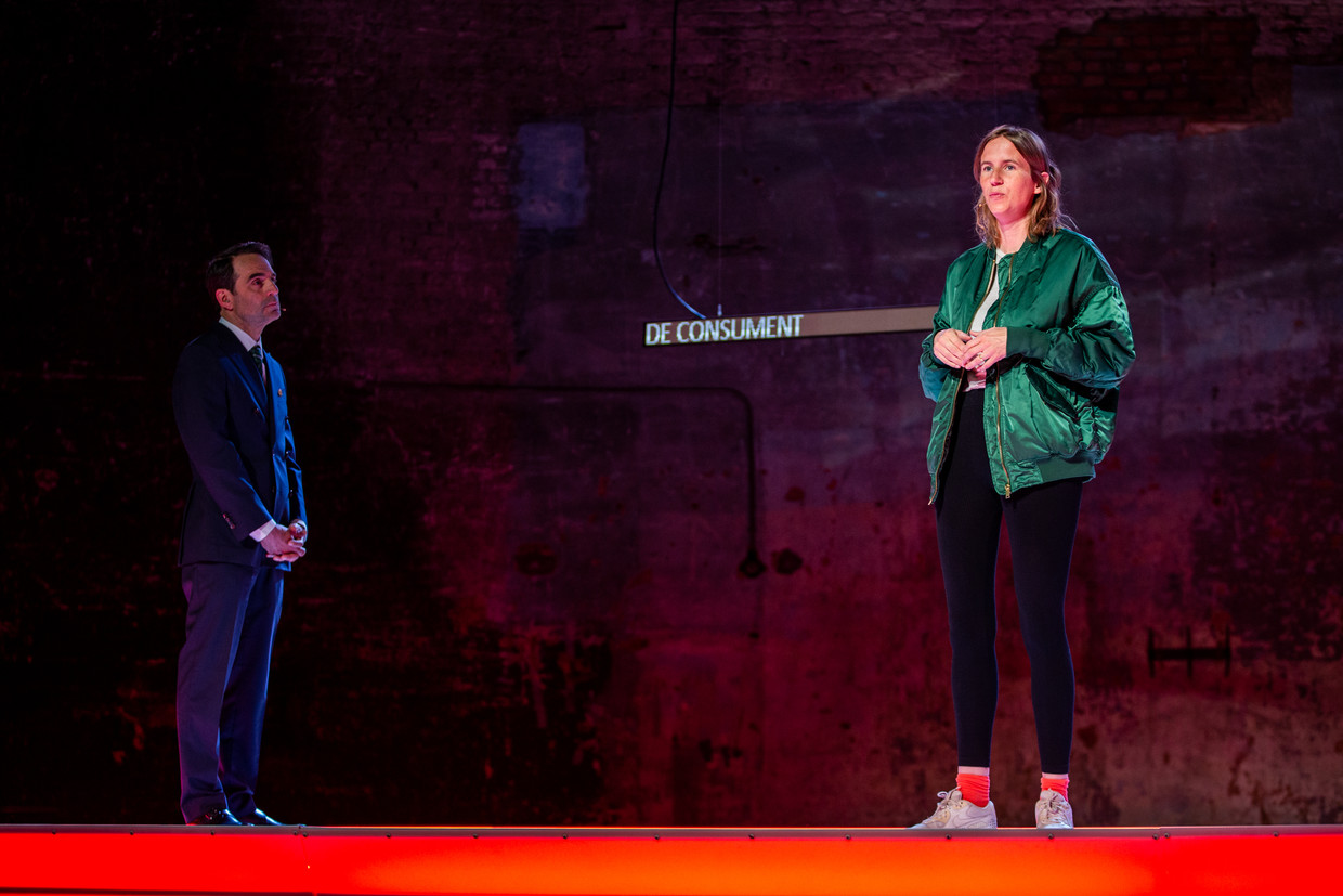 'De zaak Shell', van Rebecca De Wit en Anoek Nuyens. Beeld RV Karolina Maruszak