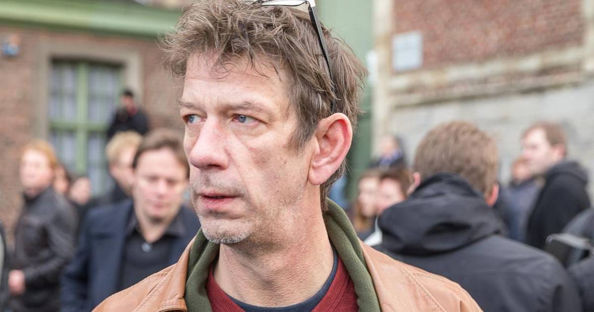 Chris Dusauchoit Op Twitter Ik Ben Slachtoffer Van Seksueel Misbruik Celebrities Hln Be