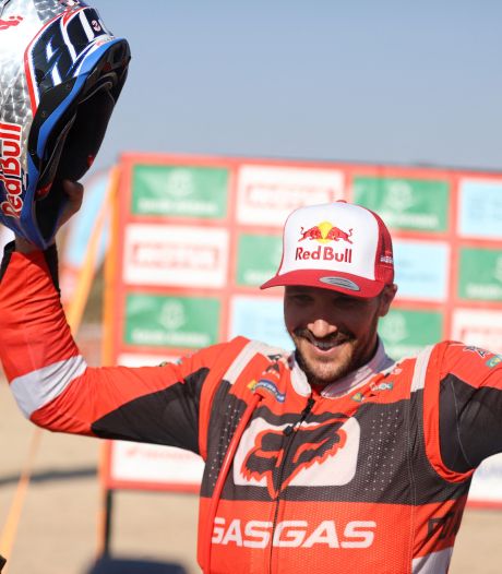 Sam Sunderland remporte le Dakar en motos