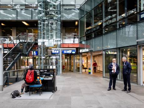 Jammer voor lezers: deze winkel op Den Haag Centraal gaat weg