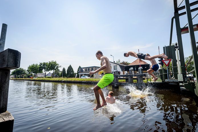 Je mocht al niet zwemmen in dit kanaal, maar dat is nu nog minder ...