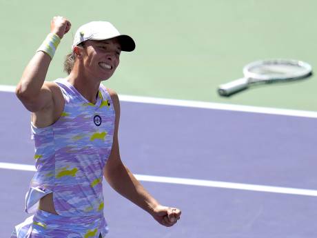 Gestopte Ashleigh Barty staat eerste plaats op wereldranglijst al af: ‘Ik schrok enorm’