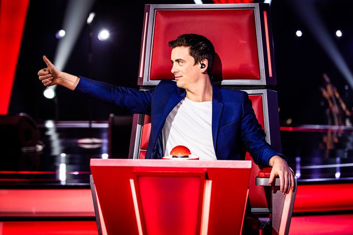 Met onder anderen Niels Destadsbader als coach, is 'The Voice' weer razend populair.