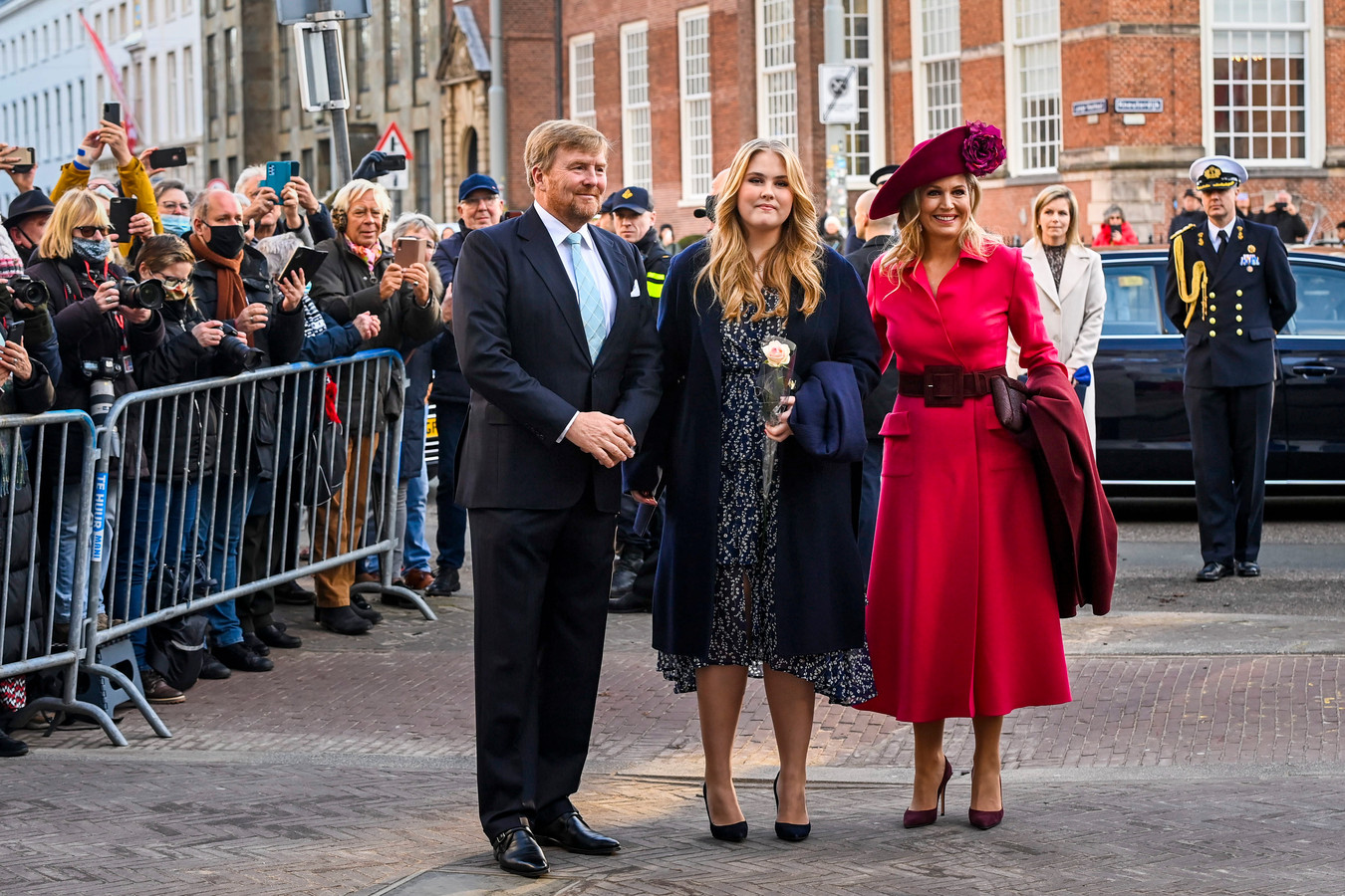Prinses Amalia in haar eerste persconferentie