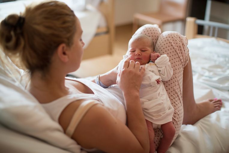 Meisje Geboren Uit Embryo Dat 27 Jaar Ingevroren Was De Morgen