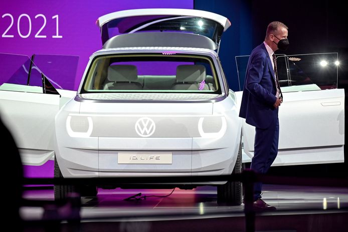 Herbert Diess, ceo van Volkswagen, tijdens de International Motor Show 2021 in München.