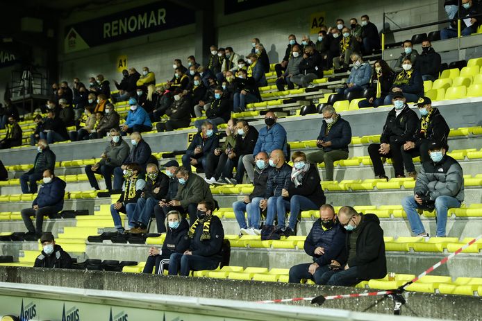 Lierse's supporters pictured during a soccer match between Lierse Kempenzonen and Union Saint-Gilloise, Sunday 18 October 2020 in Lier, on day 7 of the 'Proximus League' 1B second division of the Belgian soccer championship. BELGA PHOTO DAVID PINTENS