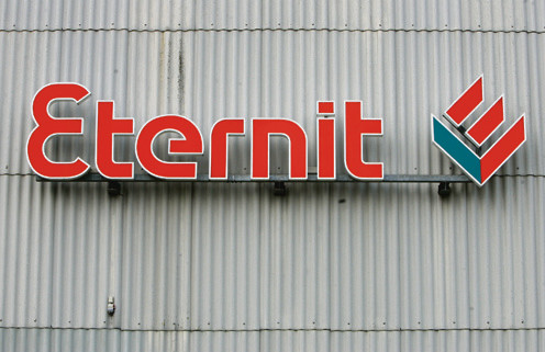 Twentse (50) met asbestkanker strijdt tegen Eternit: 'Ze wisten dat het schadelijk  was' | Foto | gelderlander.nl