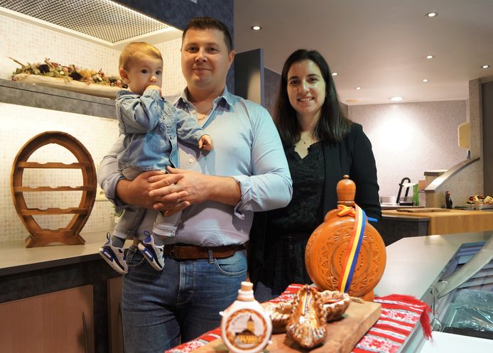 Peter en Roxana openden op 4 september de deuren van slagerij Luca in de Bruggestraat. De slagerij wordt nu omgedoopt tot slagerij Petre.