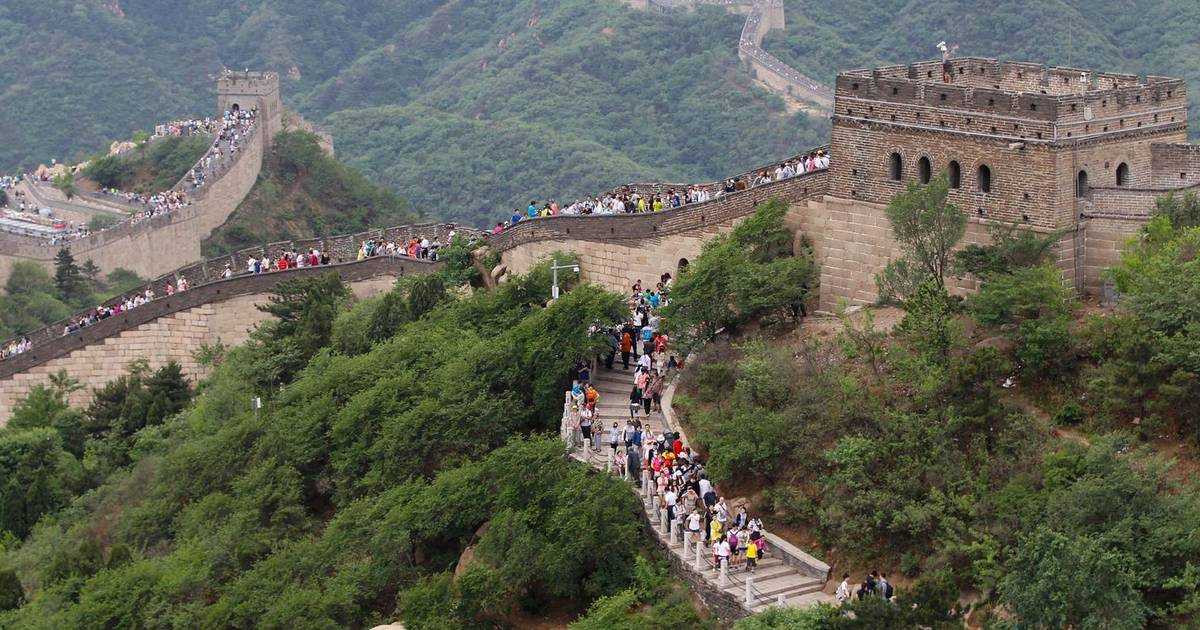 De Chinese muur verdwijnt steentje voor steentje Buitenland AD.nl