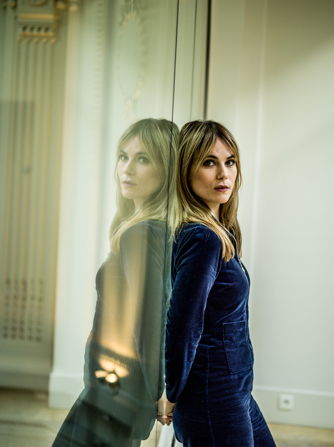 Zillionactrice Charlotte Timmers legt haar ziel bloot “Waarom zou ik