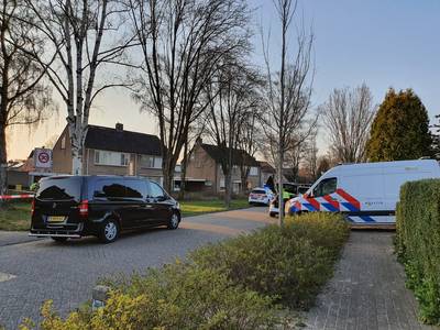 Nederlandse politie neemt Kempense taxibus in beslag na dood van 4-jarige jongen in Baarle-Nassau
