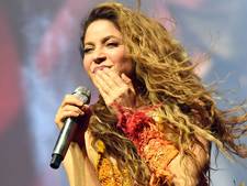 Shakira kondigt tijdens verrassingsconcert in Californië nieuwe wereldtournee aan