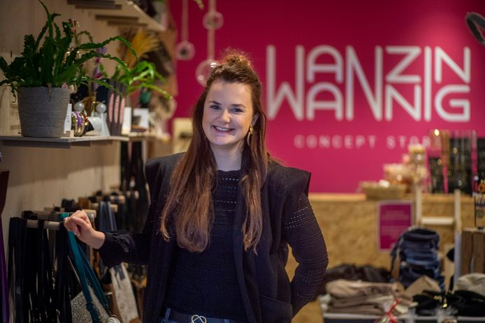 De tassen van Sophie (24) uit Wierden gaan als zoete broodjes over de ...