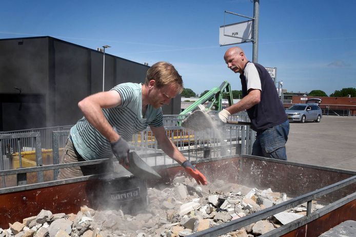 Harmen de Bruin (links) en zijn schoonvader