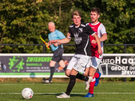 Kuijpers speelt na uitstapje weer ‘om de hoek’ bij Markelo: ‘Lekker voetballen en daarna een biertje drinken’