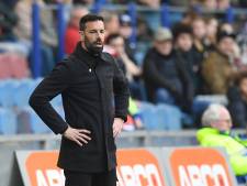 Druk op trainer Van Nistelrooij neemt toe: bij PSV is het redden wat er nog te redden valt