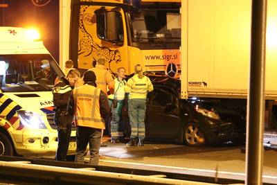 Grote vertraging in avondspits na twee ongelukken op A12