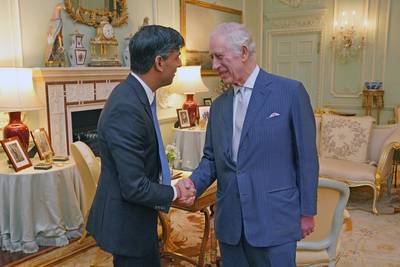“Ik barst geregeld in tranen uit”: koning Charles ontzettend ontroerd door steunbetuigingen na kankerdiagnose