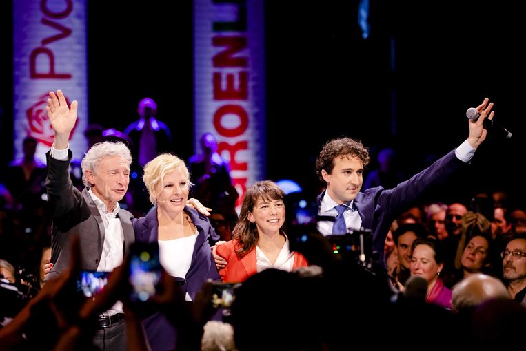 Van links naar rechts: Paul Rosenmoller, Attje Kuiken, Mei Li Vos en Jesse Klaver tijdens de aftrap van de gezamenlijke campagne van GroenLinks en de PvdA, na afloop van beider partijcongressen. Beeld ANP