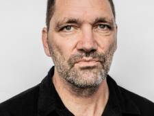 Theo Maassen speelt diersoort ‘mens’ in populaire podcast Groene Oren