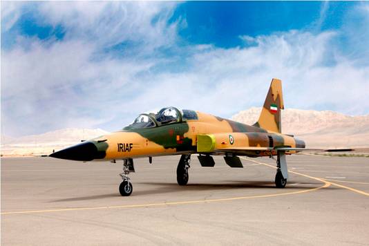 Volgens vliegtuigkenners lijkt de Kowsar sterk op de ruim 50 jaar oude Northrop F-5A/B