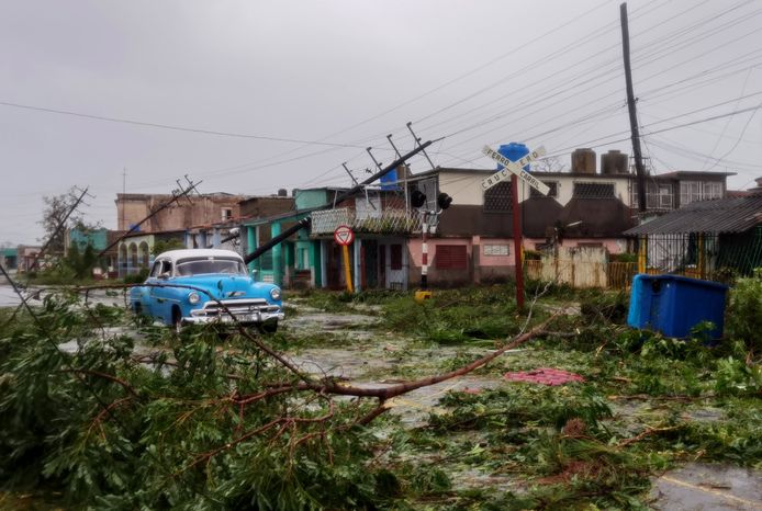 De storm richtte ook veel materiële schade aan in Cuba.