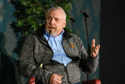 ‘Filmers moord Peter R. de Vries wilden zelf aanslag plegen’, zegt advocaat Peter Schouten in talksh